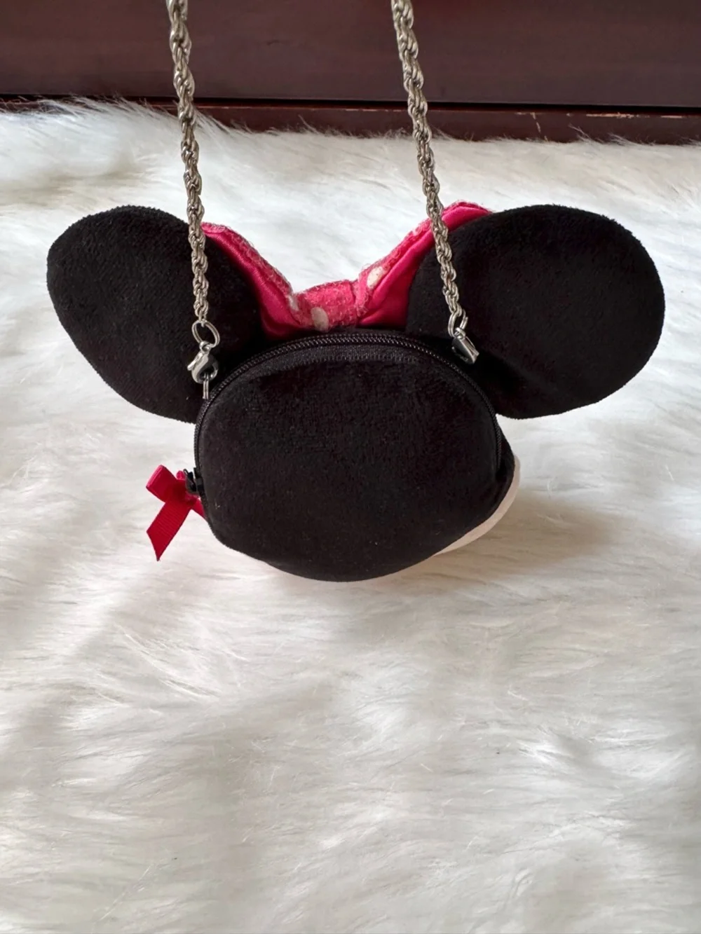 Disney‎ Minnie Mouse Plush Mini Handbag With Chain Strap Sequin Bow